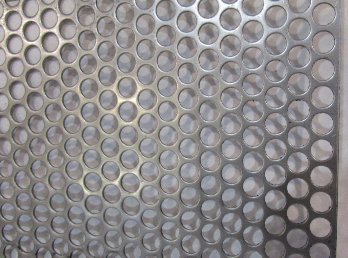 1/4″ HOLES 18 GAUGE CARBON STEEL STEEL PERFORATED SHEET– 12″ X 12″