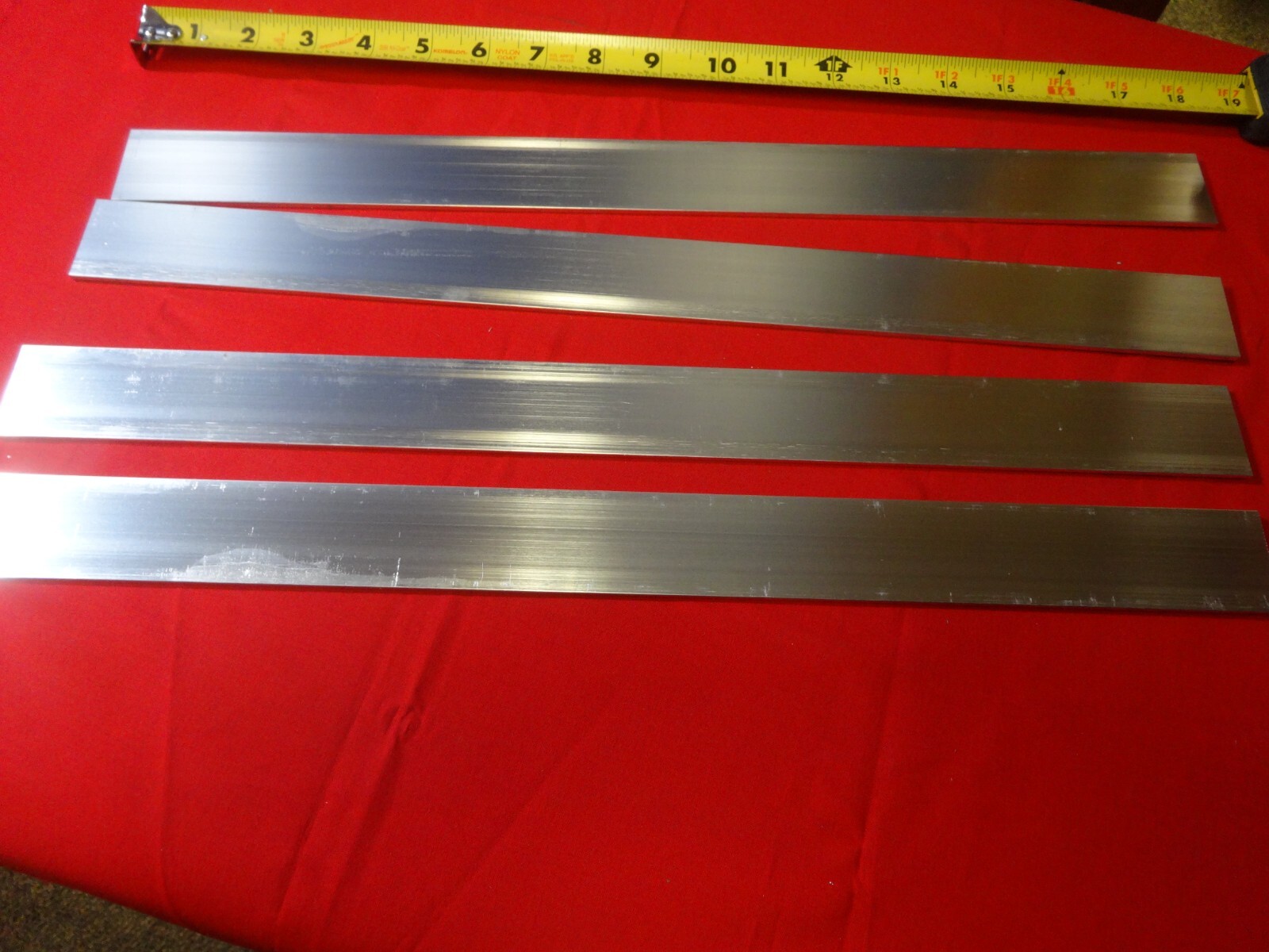 4 Pieces 1/8″ X 1 1/2″ ALUMINUM 6061 FLAT BAR 18″ long