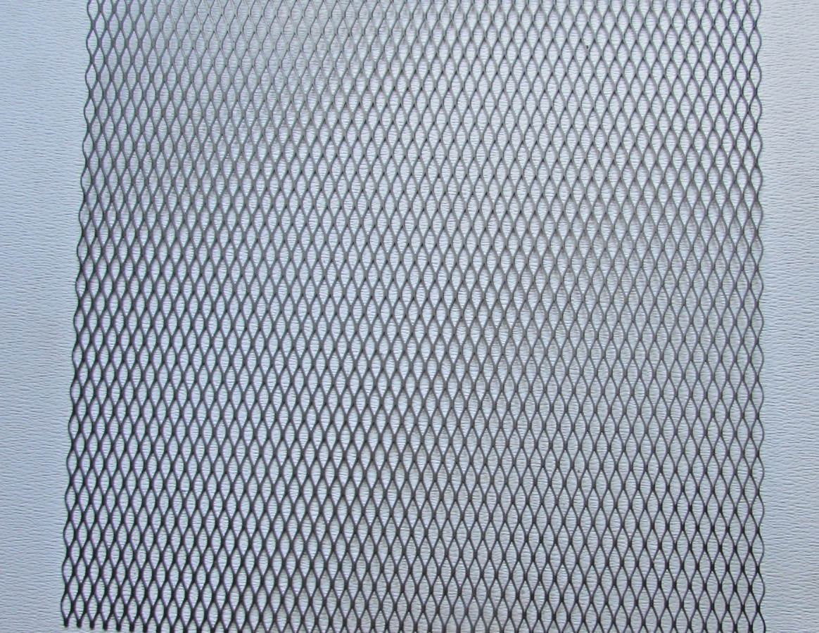 1/2-#16. 304 STAINLESS STEEL FLATTENED EXPANDED METAL 24″ X 24″
