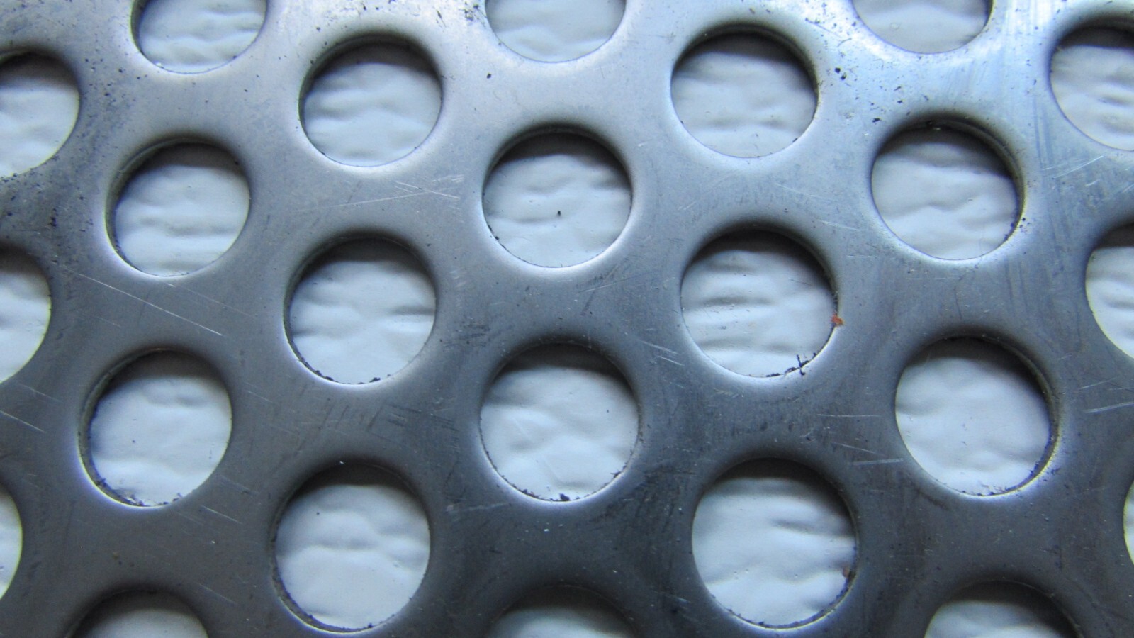3/8″ HOLE 16 GAUGE 304 STAINLESS STEEL PERFORATED SHEET– 12 ” x 15-1/2″