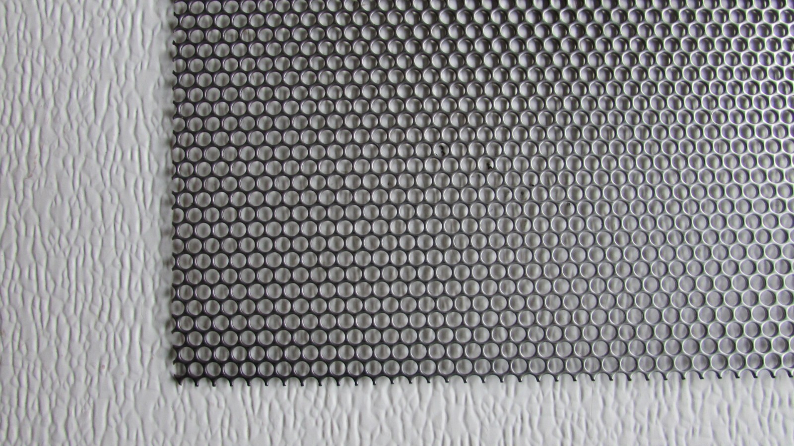 5/32″ HOLES–18 GAUGE – 304 STAINLESS STEEL PERFORATED SHEET– 7-1/2 ” X 8″