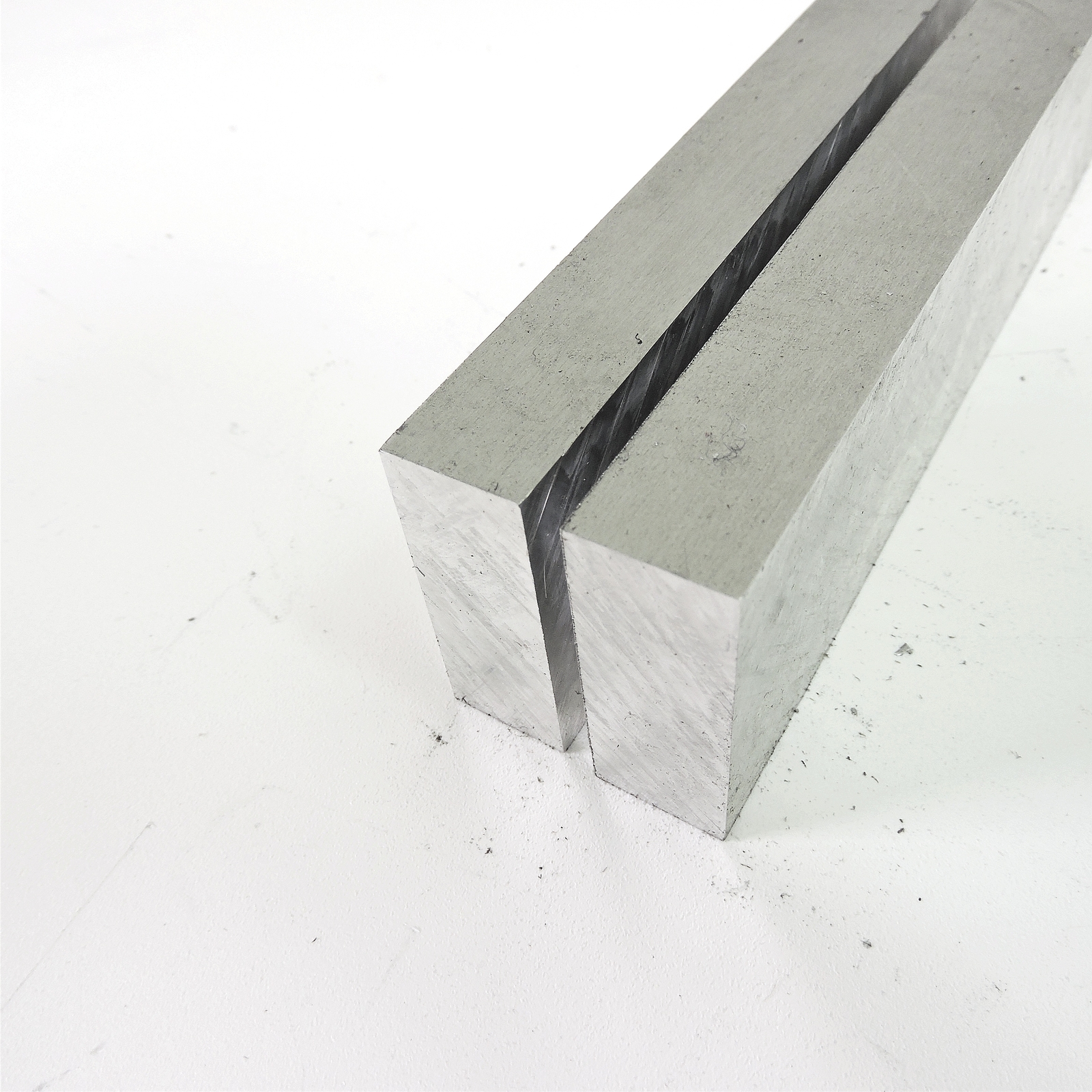 .625″ thick 5/8 Aluminum 6061 PLATE 1.75″ x 30.375″ Long QTY 2 sku 335200