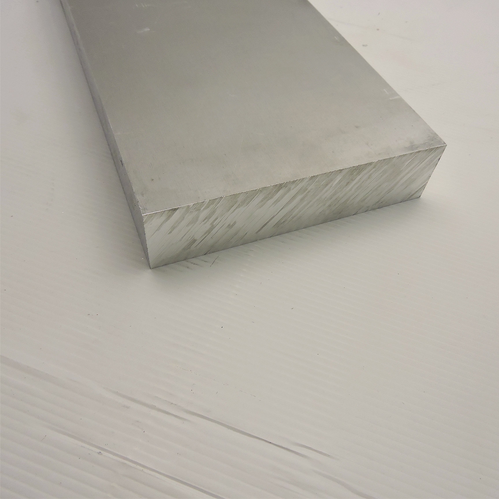 1.375″ thick 1 3/8 Aluminum 6061 PLATE 5.875″ x 46.25″ Long sku 106329