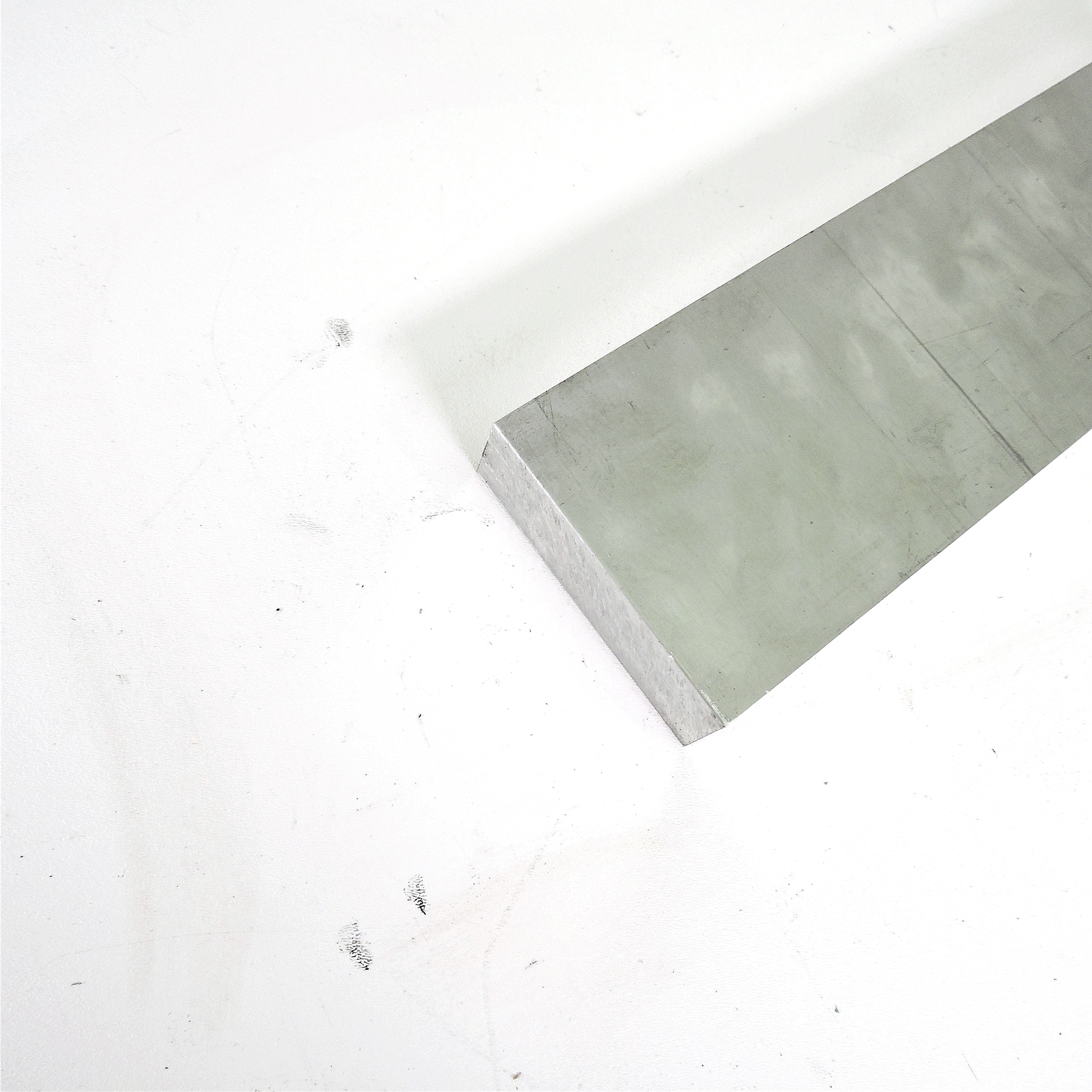 1.125″ thick 1 1/8 Aluminum 6061 PLATE 4.75″ x 31″ Long sku 125127