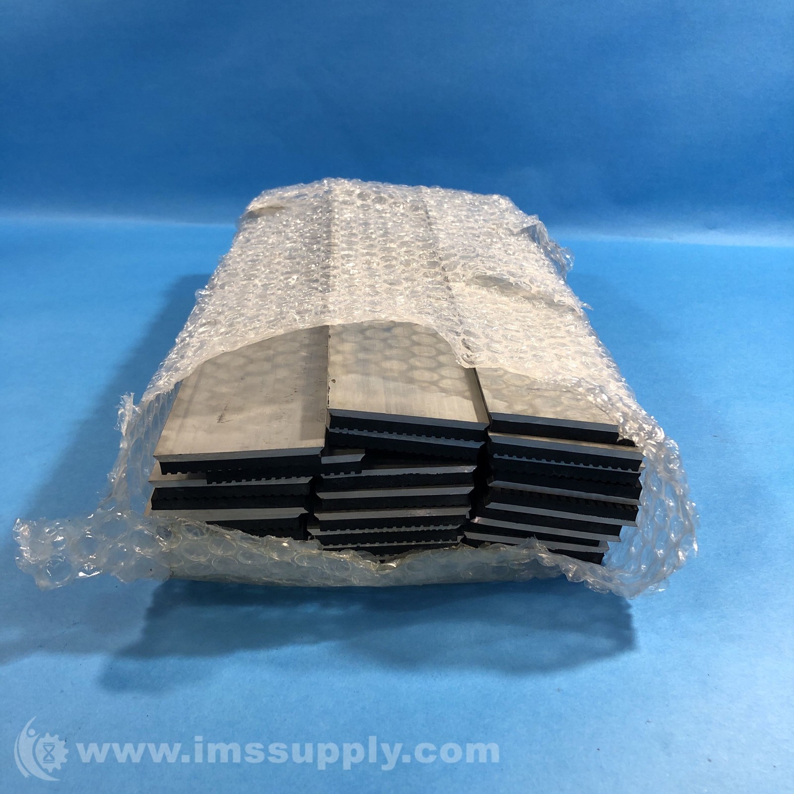 C-2738-NH-001 Bag of 24 Steel Plates with Rubber Lining FNOB