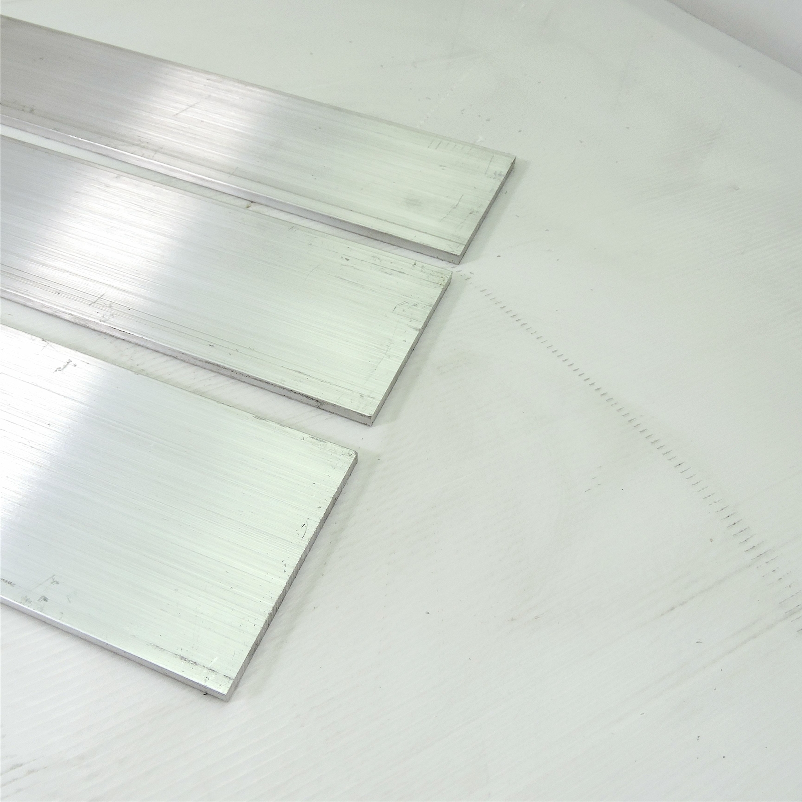 .375″ x 4″ Aluminum 6061 FLAT BAR 18.375″ Long new mill stock QTY 3 sku K624