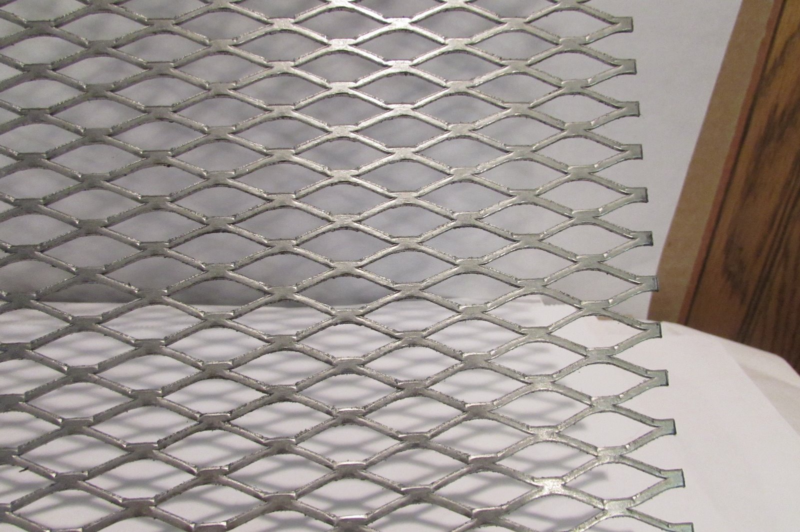 ==1/2″–#16. 304 STAINLESS STEEL FLATTENED EXPANDED METAL– 12″ x 12″==
