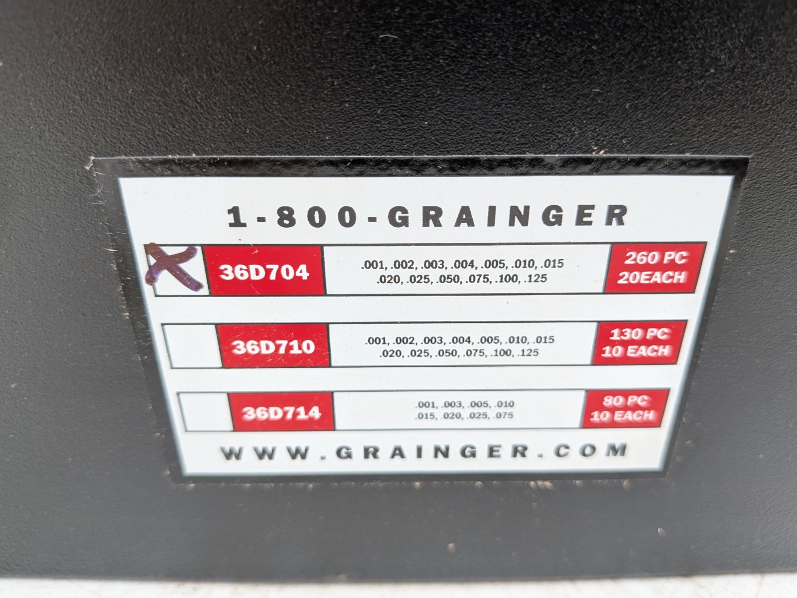 Grainger 36D704 Slotted Shim Assortment B 3 in x 3 in, 260 Pc Set, Tabbed, 18-8