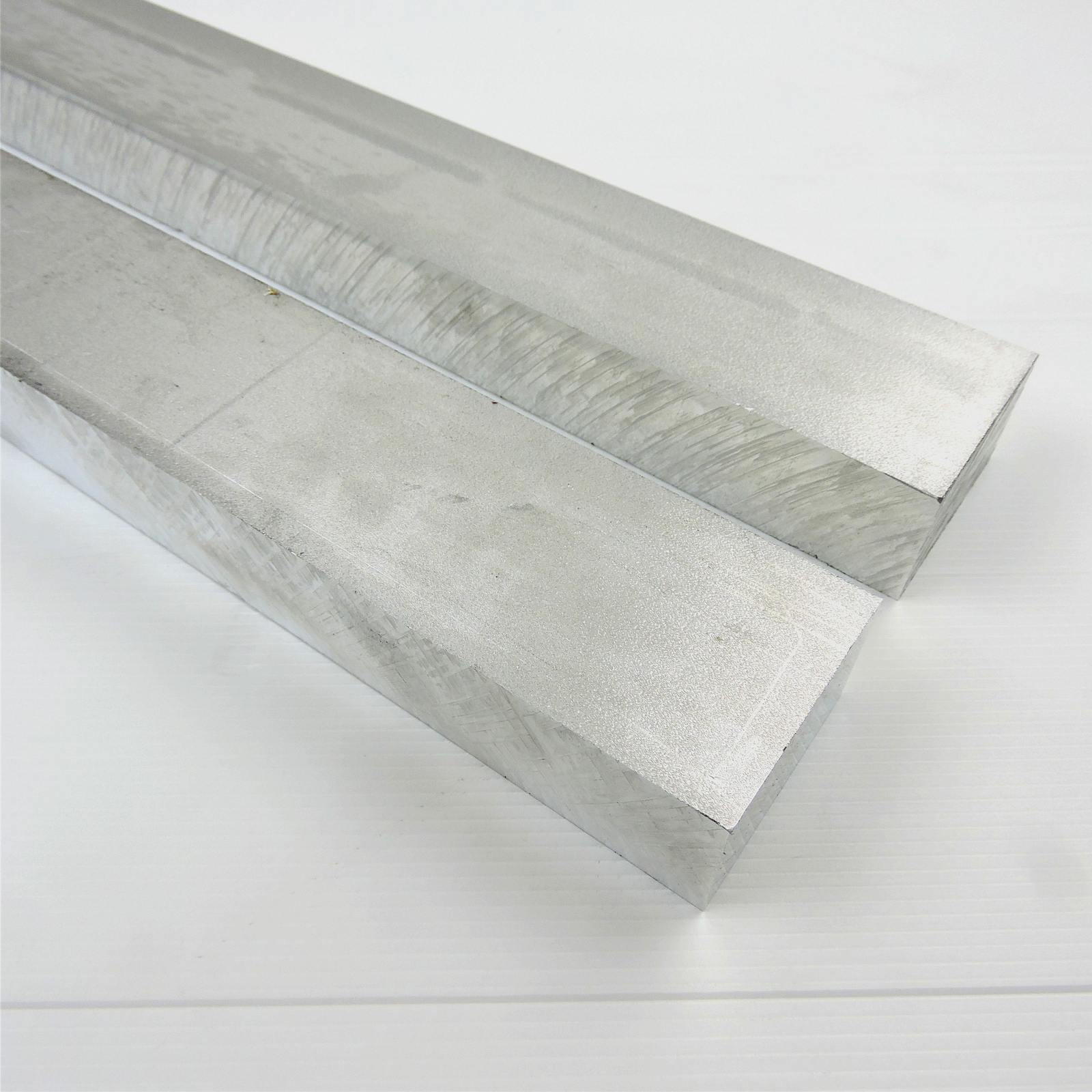 1.125″ thick 1 1/8 Aluminum 6061 PLATE 2.375″ x 60.5″ Long QTY 2 sku 106110