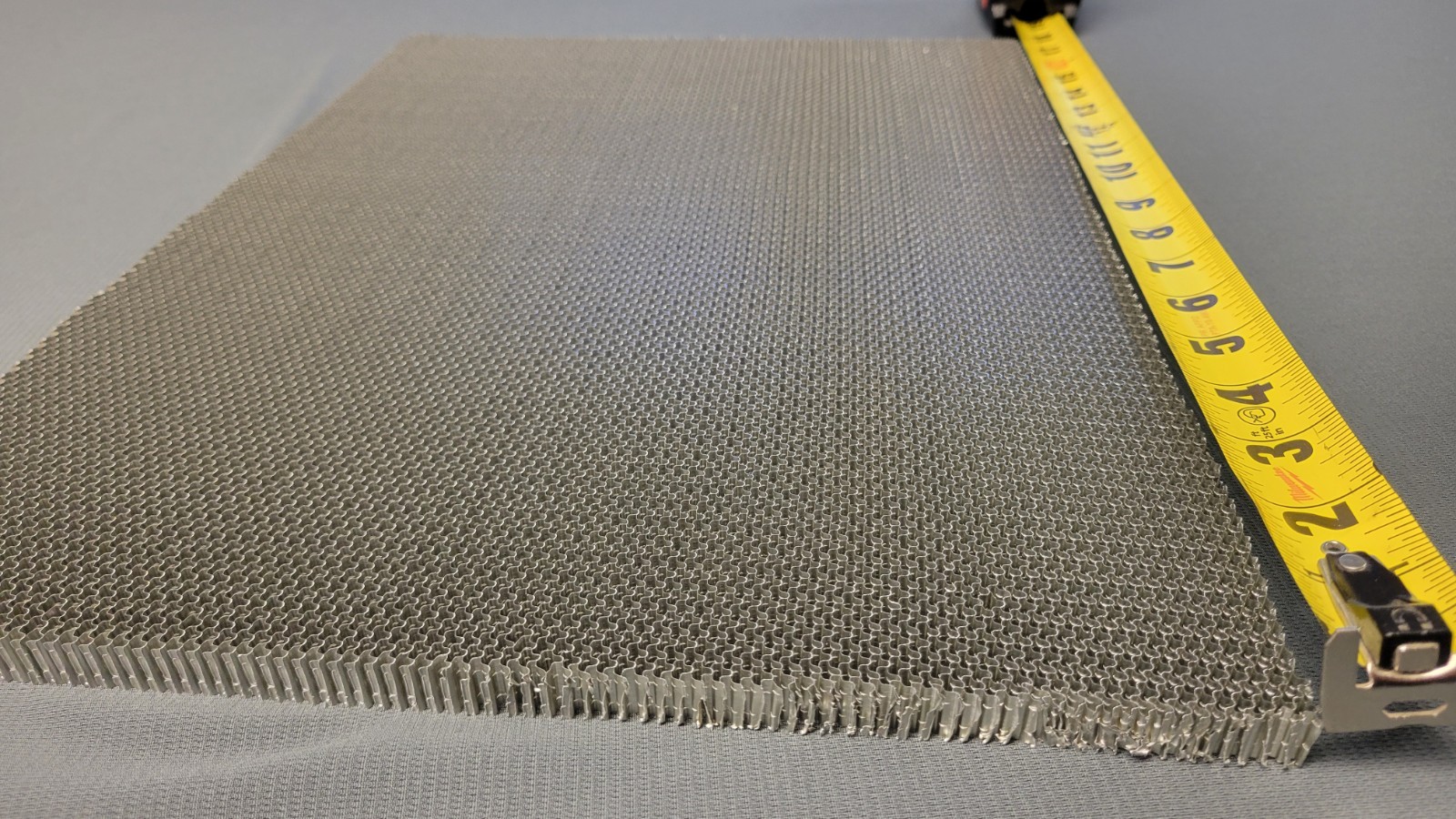 Aluminum Honeycomb Core – 12″ x 17 x 1.0″ (Flexible)