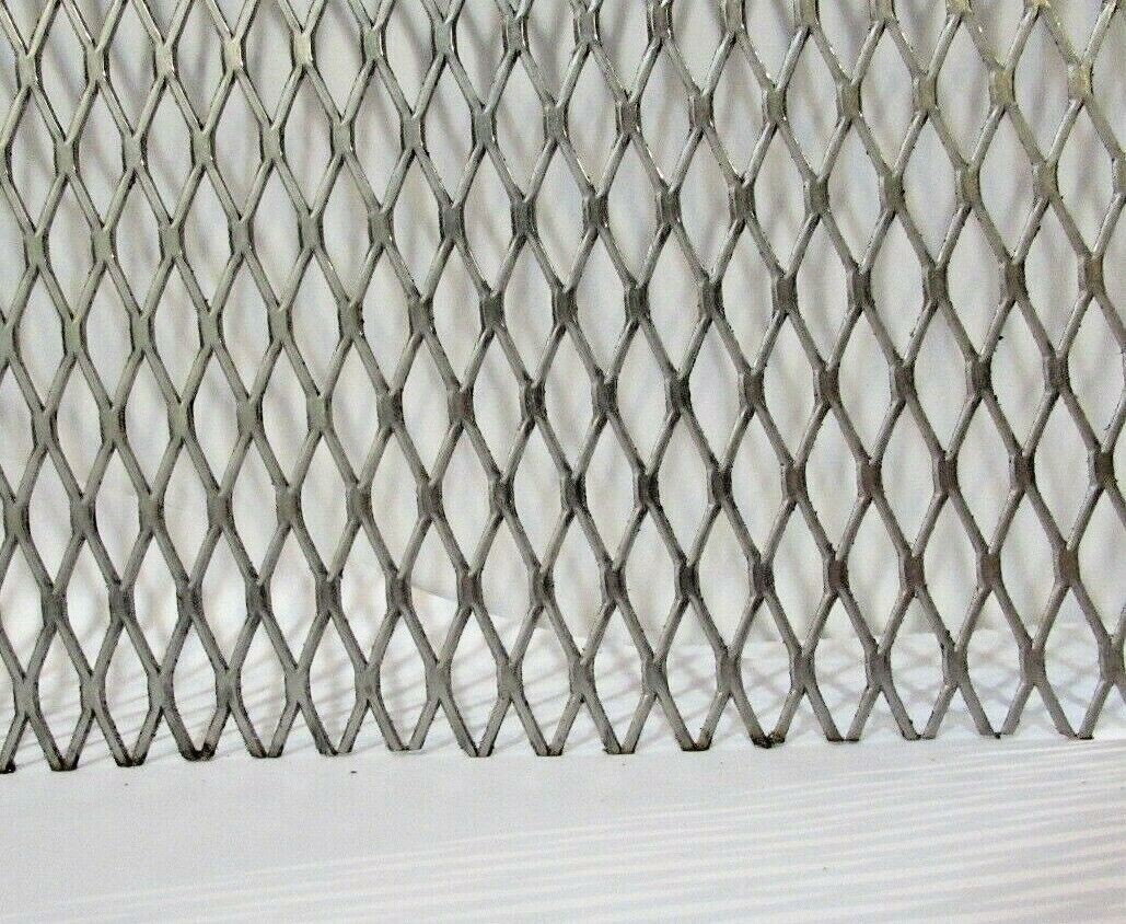 ==1/2 #13 HEAVY DUTY 304 STAINLESS FLATTENED EXPANDED METAL–12″ X 18″=