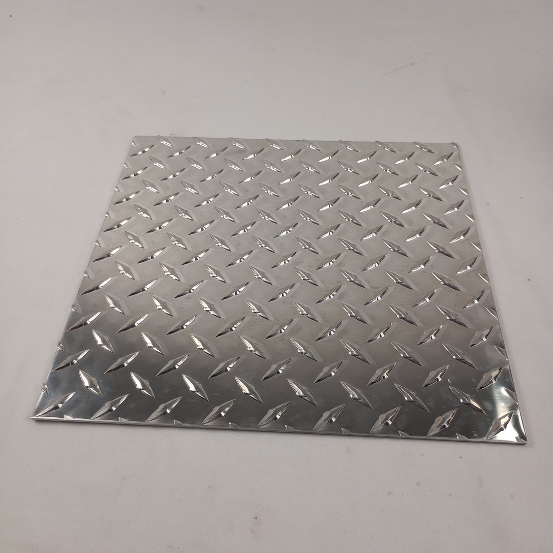 12″ x 12″ Diamond Plate Aluminum .125″ Thick (1/8 in) – Treadplate, 3003 Alloy