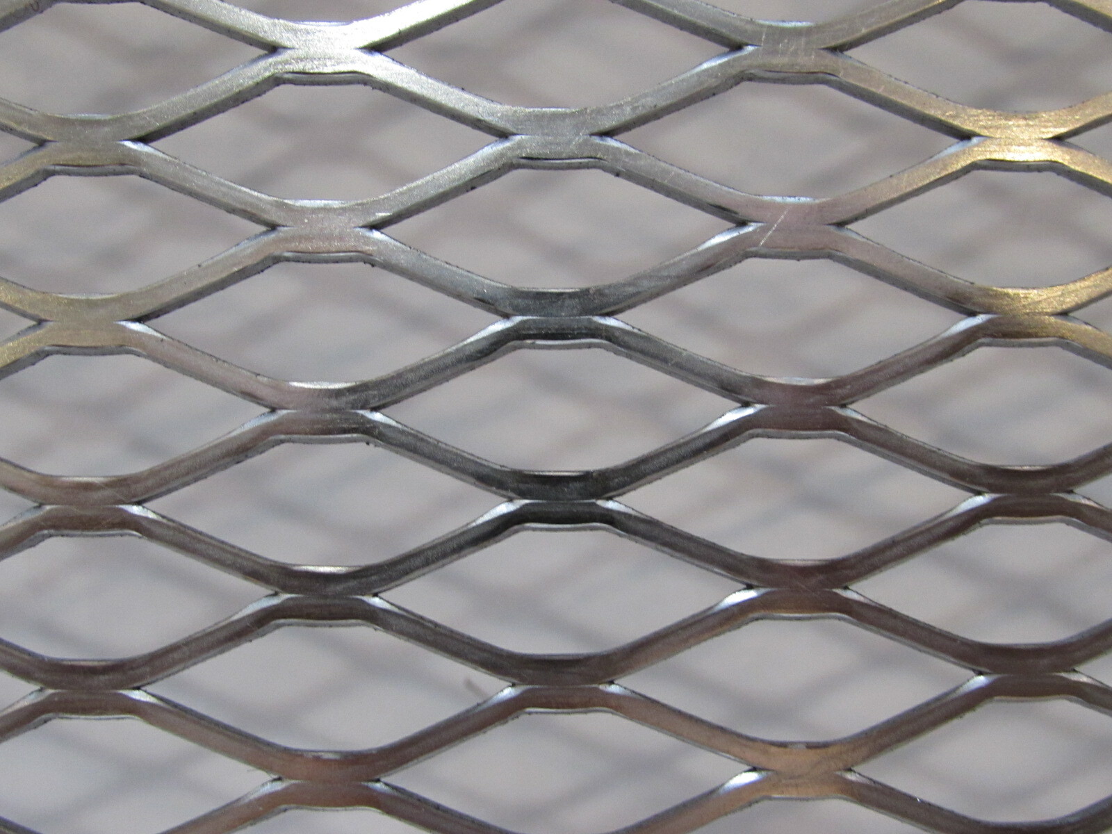 ==1/2″-#16– 304 STAINLESS STEEL EXPANDED METAL 12″ X 18″===