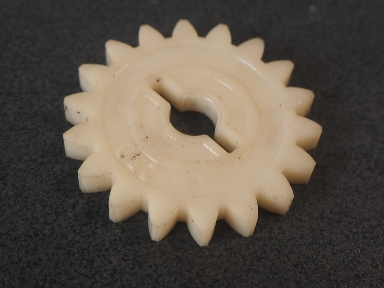 YAMAHA RD250 DS7 – 7639- GEAR, PRIMARY 280-17851-00