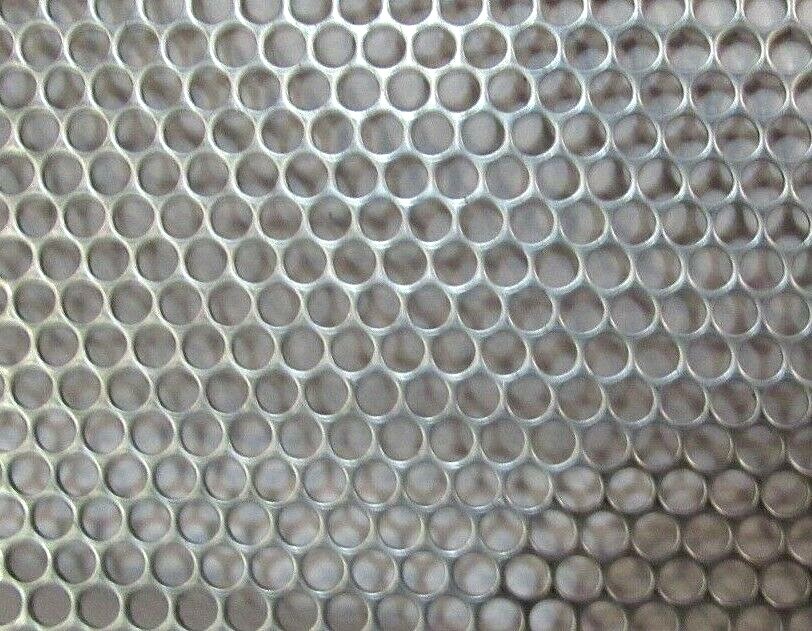 -5/32 HOLES -18 GAUGE 304 STAINLESS PERFORATED SHEET—12″ x 24″