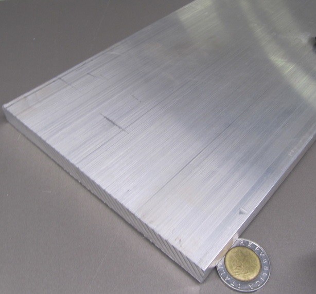 5052 H32 Aluminum Bar 3/8″ (.375″) Thick x 6.0″ Wide x 12″ Length