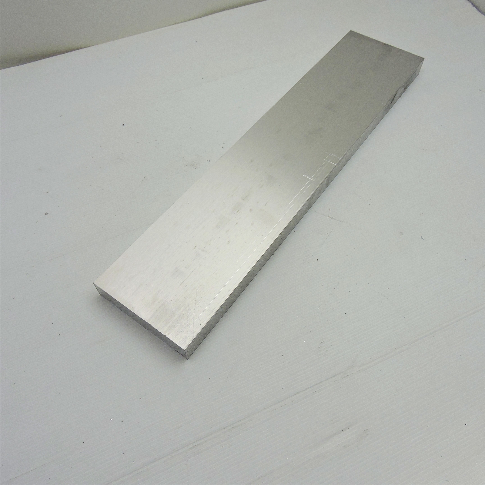 1.25″ thick 1 1/4 Aluminum 6061 PLATE 7.625″ x 34.875″ Long sku 106832