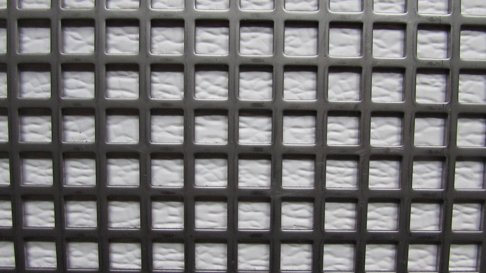 3/8″ SQUARE HOLE PERFORATED CARBON STEEL METAL 16 GA.- —-12″ X 12″