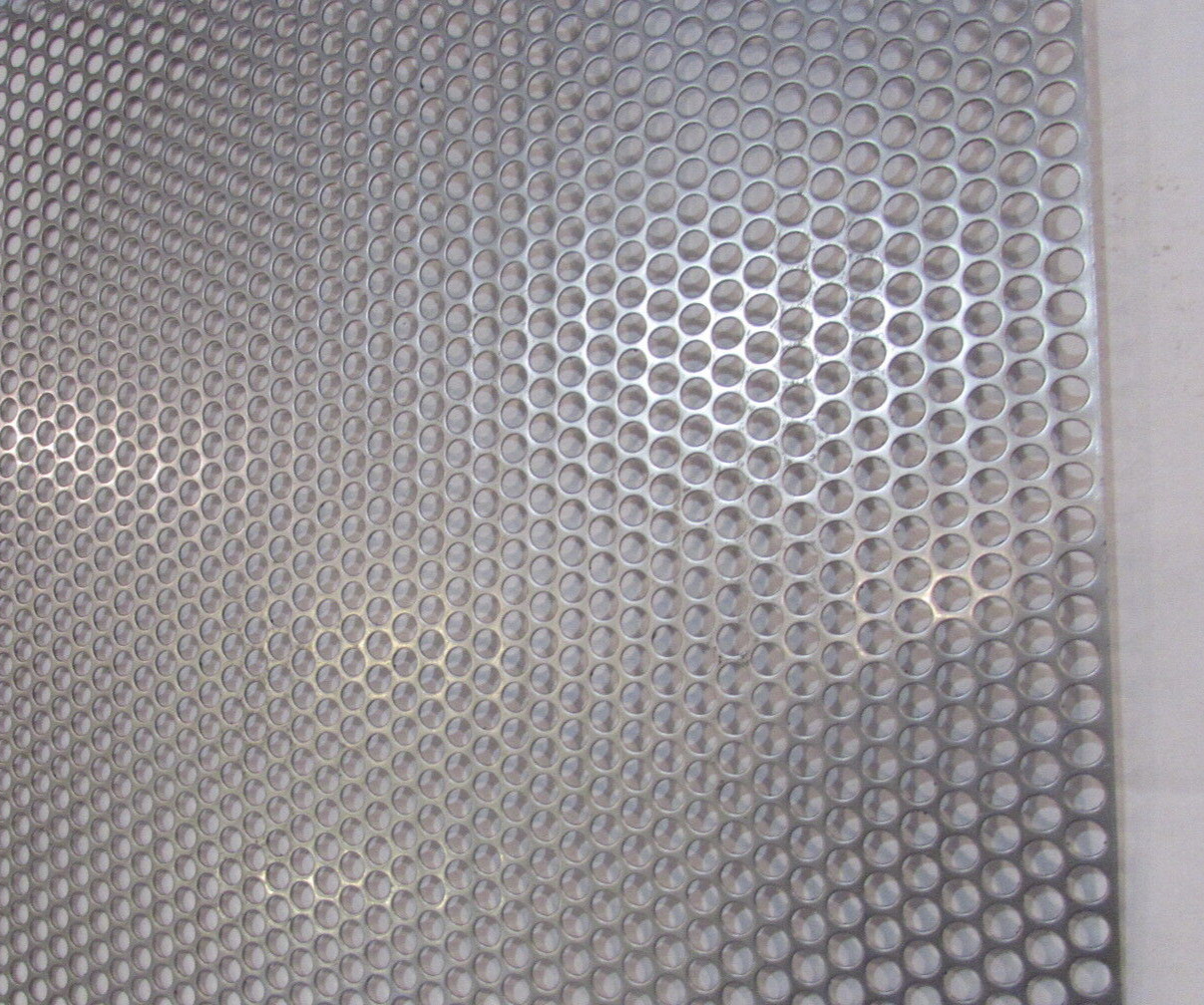 =1/4″ HOLES 18 GAUGE 304 STAINLESS STEEL PERFORATED SHEET– 14″ X 18″=