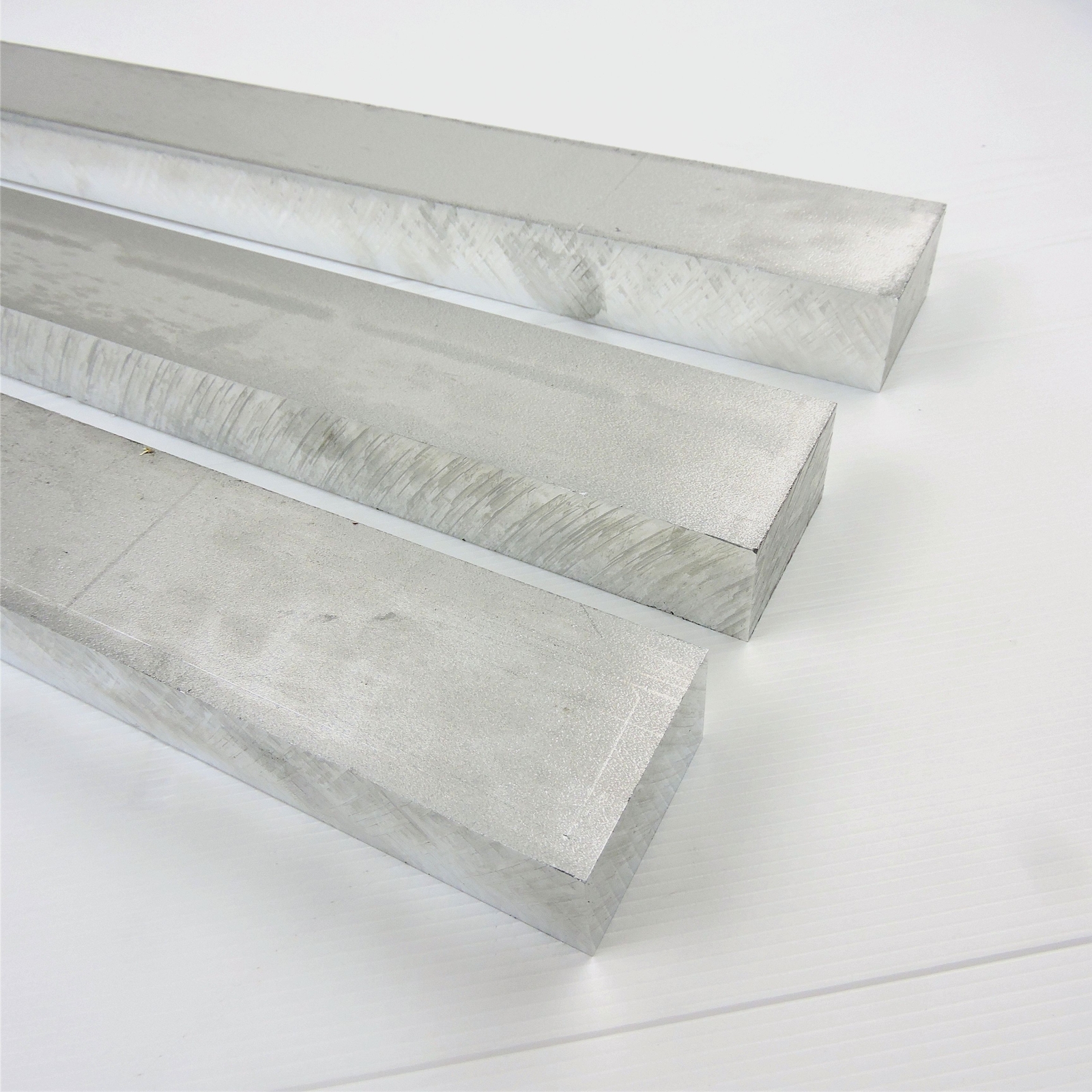 1.375″ thick 1 3/8 Aluminum 6061 PLATE 2.125″ x 9″ Long QTY 3 sku 340000