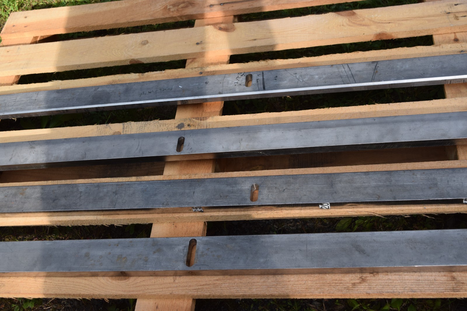 Steel Metal Flat Bar 90″x2.5″x0.75″ Lot of 4