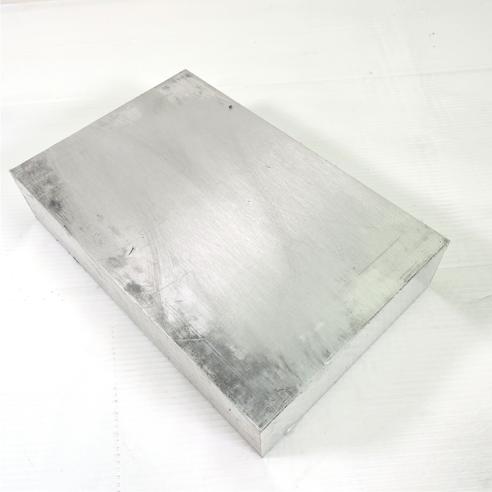 1.75″ thick 1 3/4 Aluminum 6061 PLATE 6.75″ x 8.625″ Long sku 335015