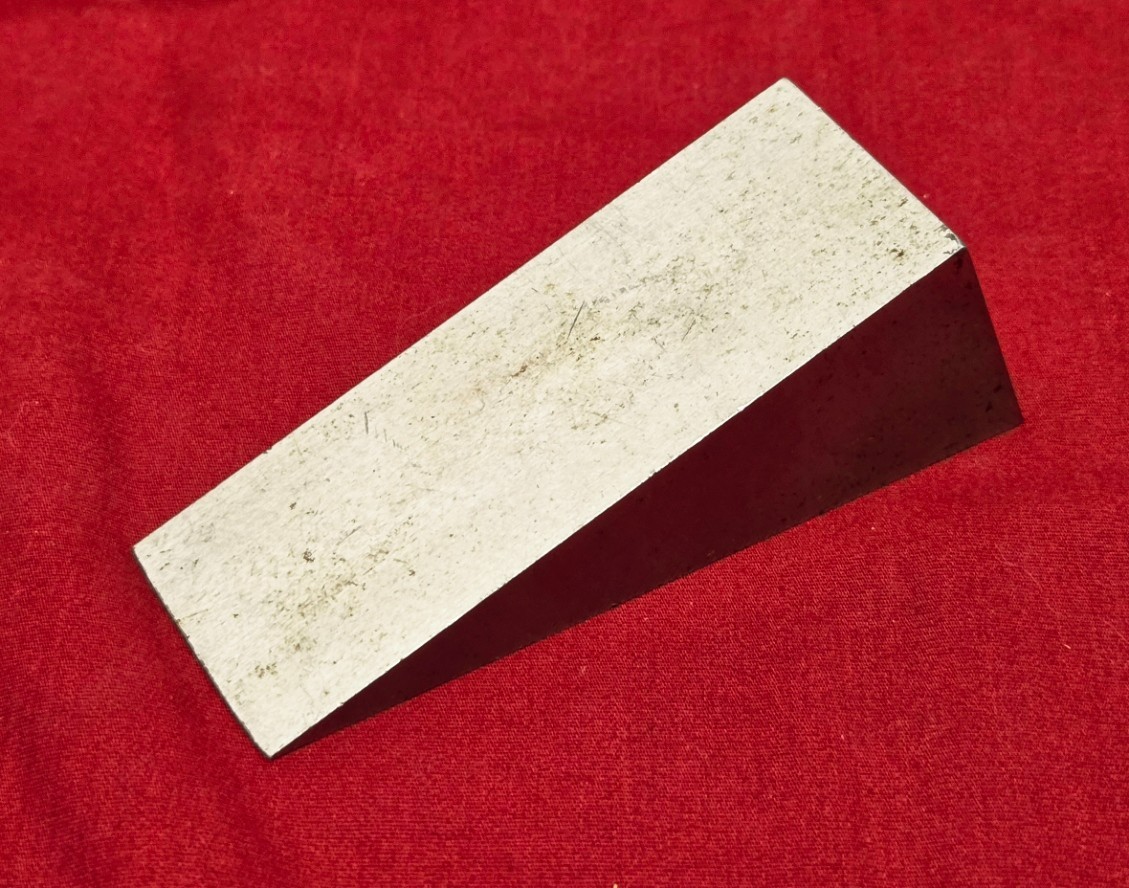 D2 Tool Steel Wedge Billet 3.345″ L x 1.26″ Thick – 12 Oz