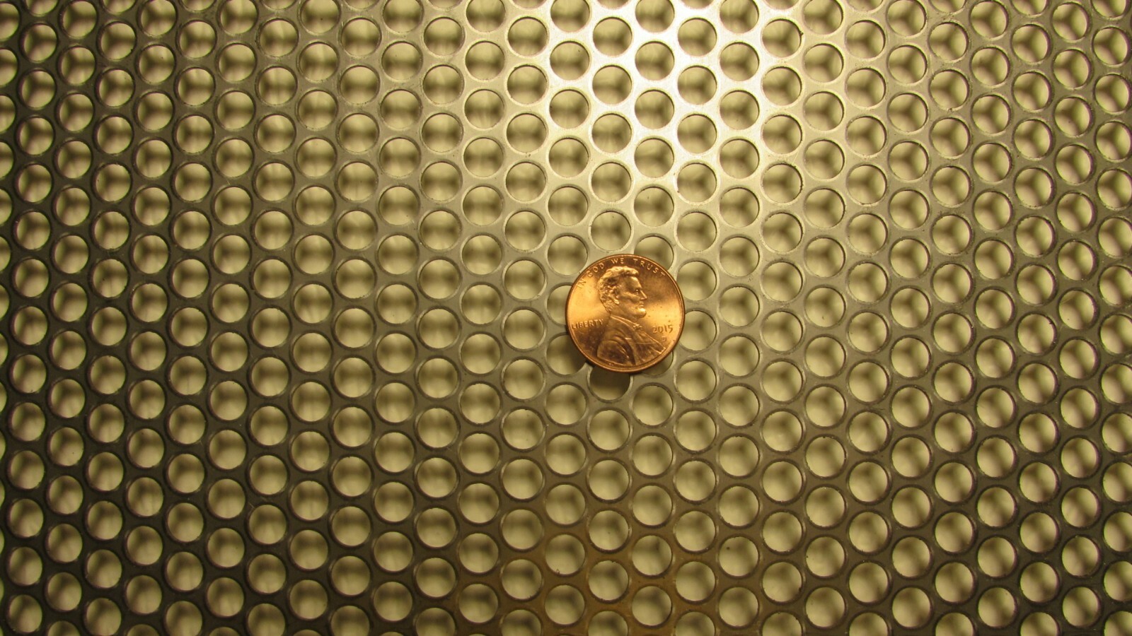 1/4″ HOLES 16 GAUGE 304 STAINLESS STEEL PERFORATED SHEET– 12-1/8″ X 10-3/4″