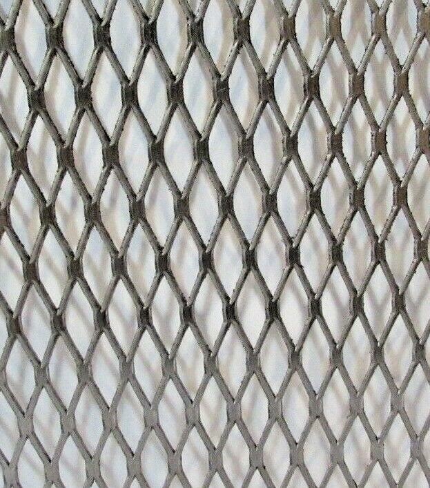 ==1/2 #13 HEAVY DUTY 304 STAINLESS FLATTENED EXPANDED METAL–12″ X 18″=