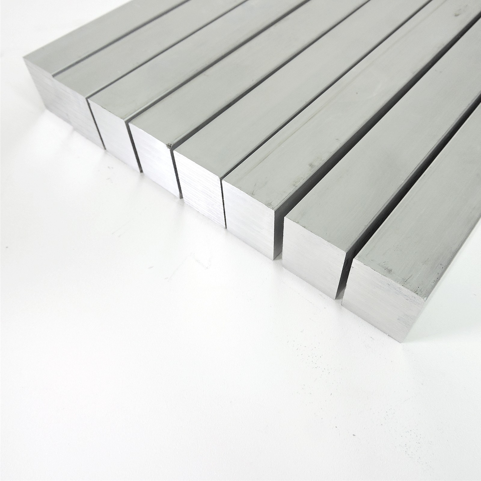 1″ thick Aluminum 6061 PLATE 1.25″ x 10.5″ Long QTY 8 sku 335618