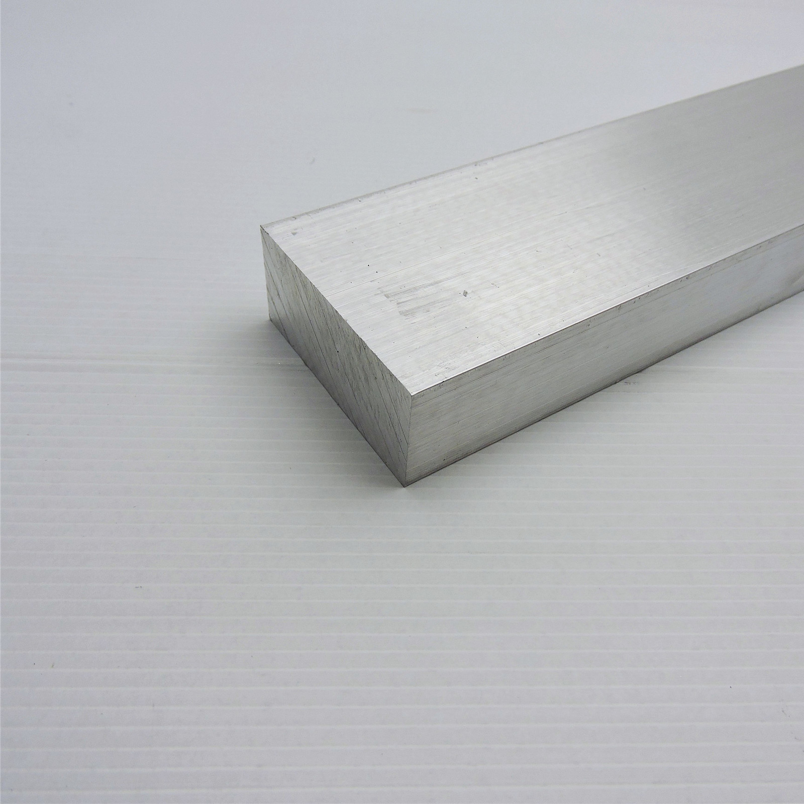 1″ x 2.25″ Aluminum 6061 FLAT BAR 30.5″ Long new mill stock sku 125800