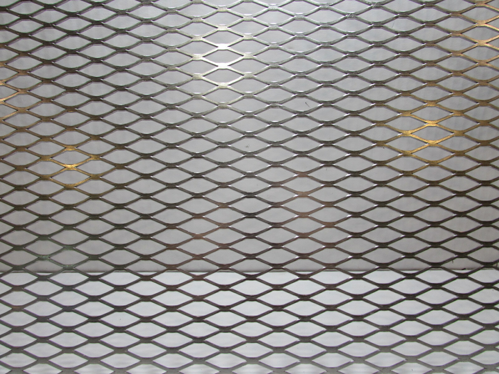 1/2″–#16– 304 STAINLESS STEEL FLATTENED EXPANDED METAL 11″ X 12″