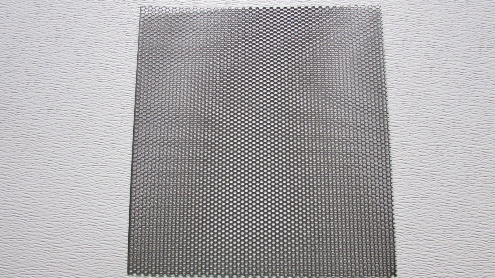 5/32″ HOLES–18 GAUGE – 304 STAINLESS STEEL PERFORATED SHEET– 7-1/2 ” X 8″