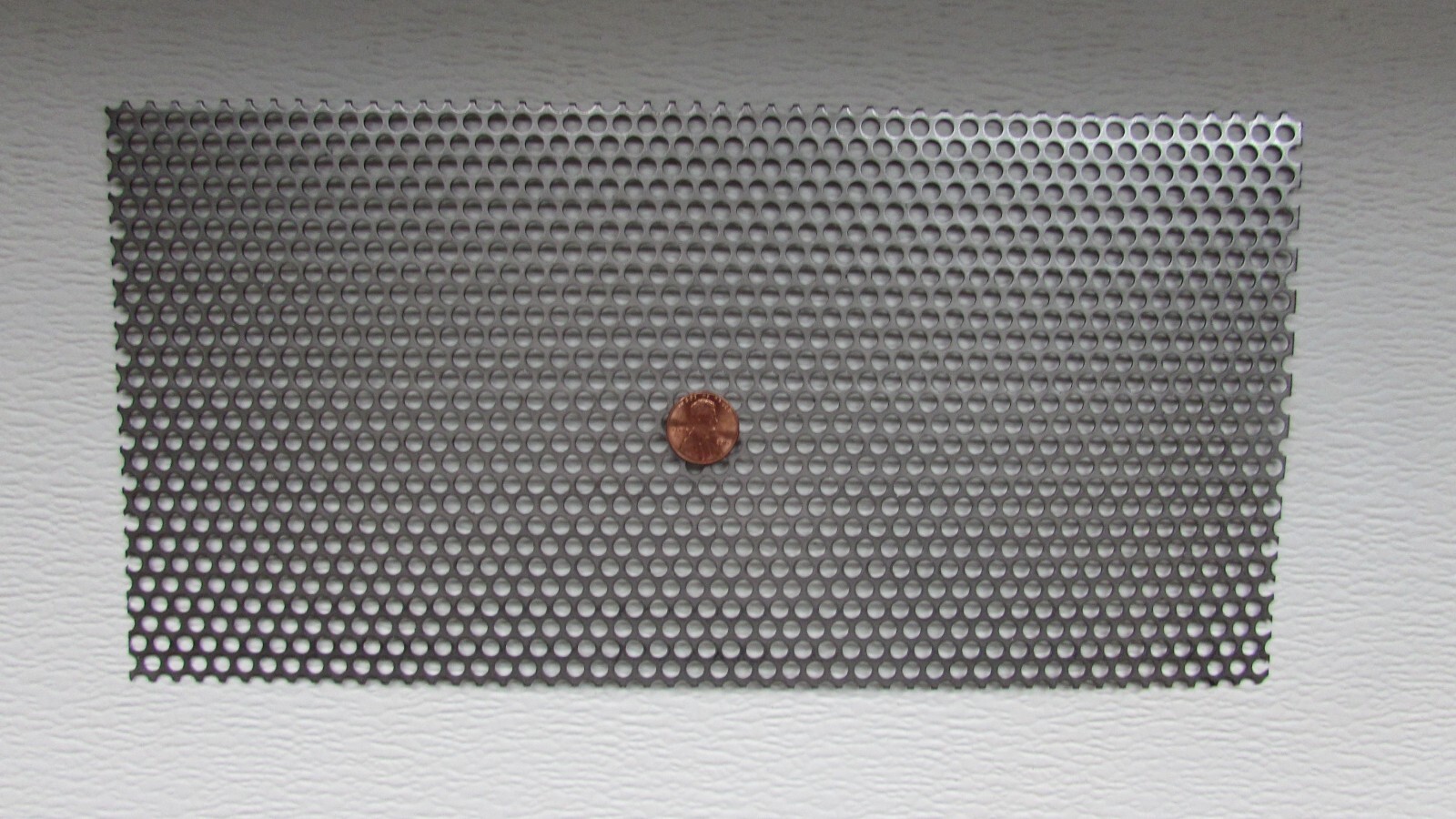 3/16″ HOLES-18 GAUGE-304 STAINLESS PERFORATED 11-1/2″ X 18″