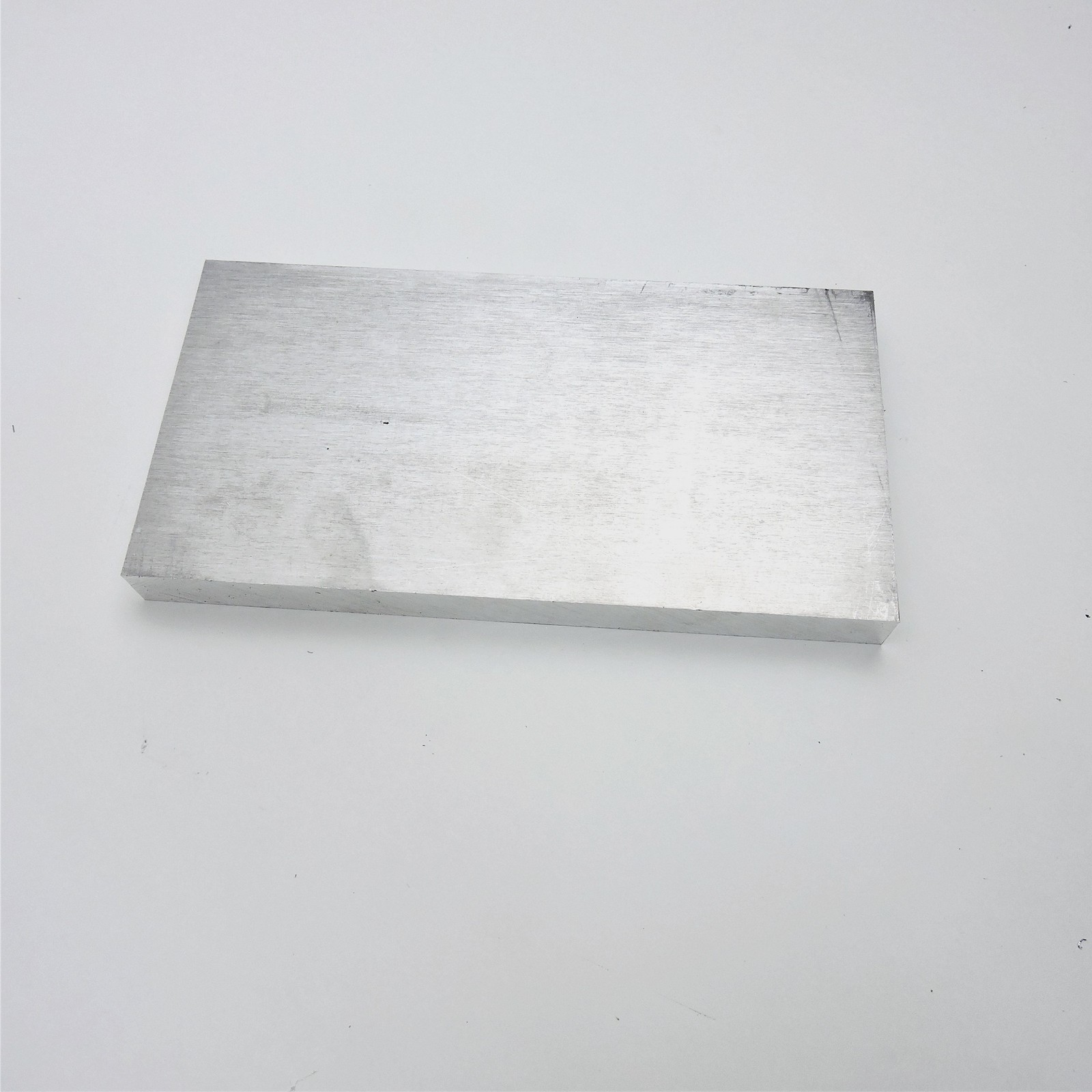 .75″ thick 3/4 Aluminum 6061 PLATE 7.875″ x 16.5″ Long sku 137167