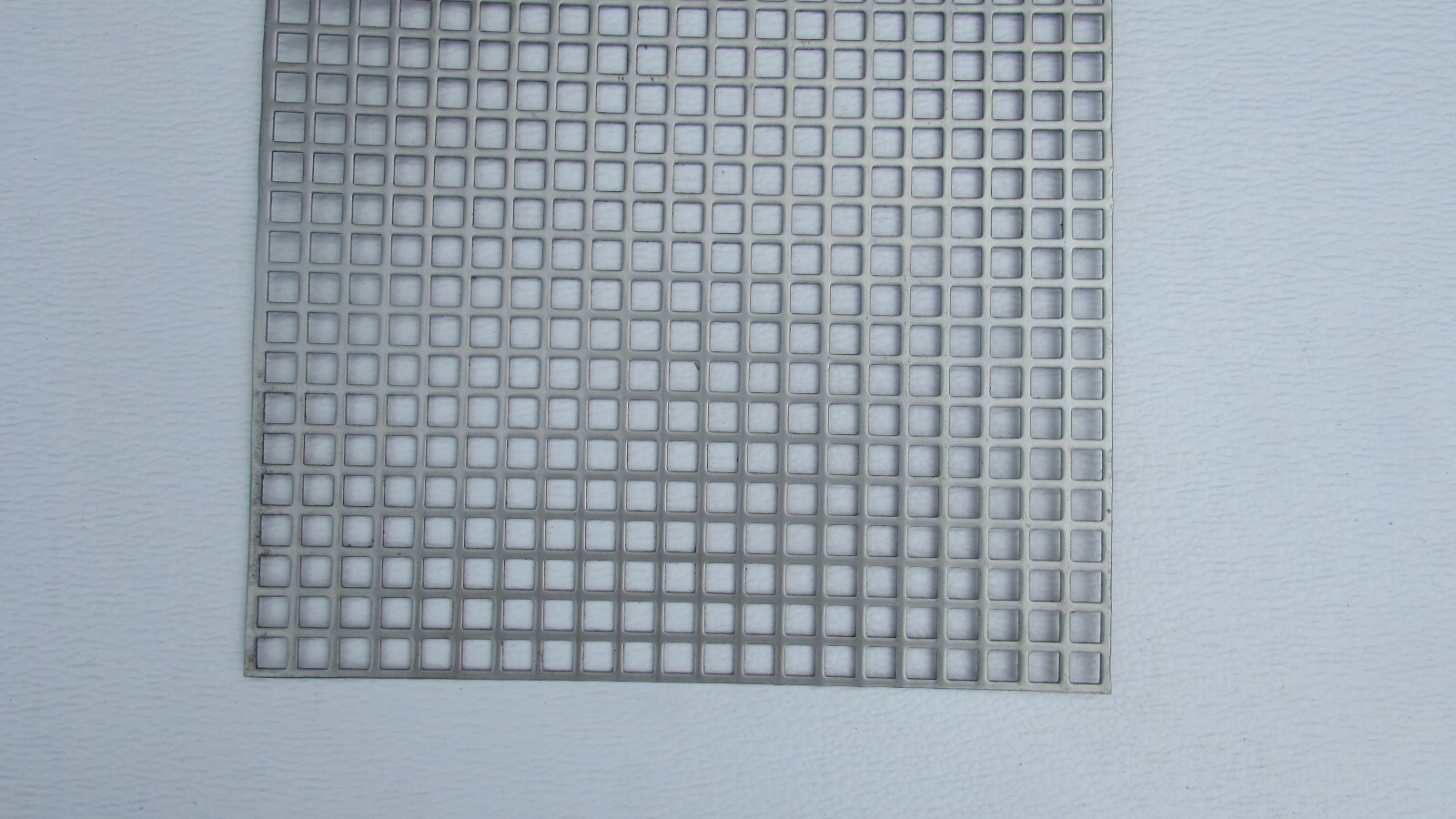 3/8″ SQUARE HOLE CARBON STEEL PERFORATED SHEET– 5″ x 5″