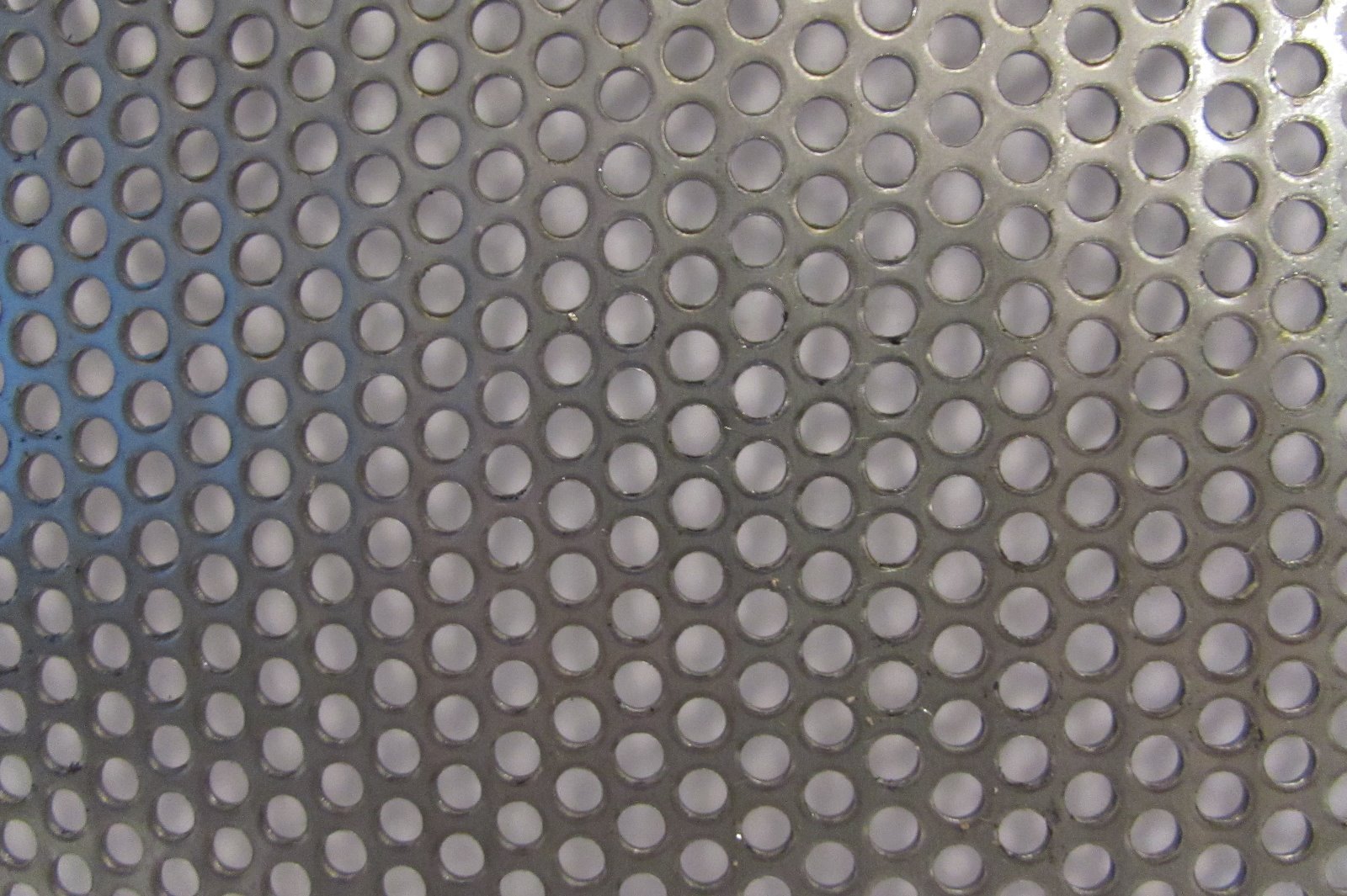 1/8″ HOLES ON 3/16″ CENTERS–20 GAUGE STAINLESS PERFORATED– 11″ x 12″