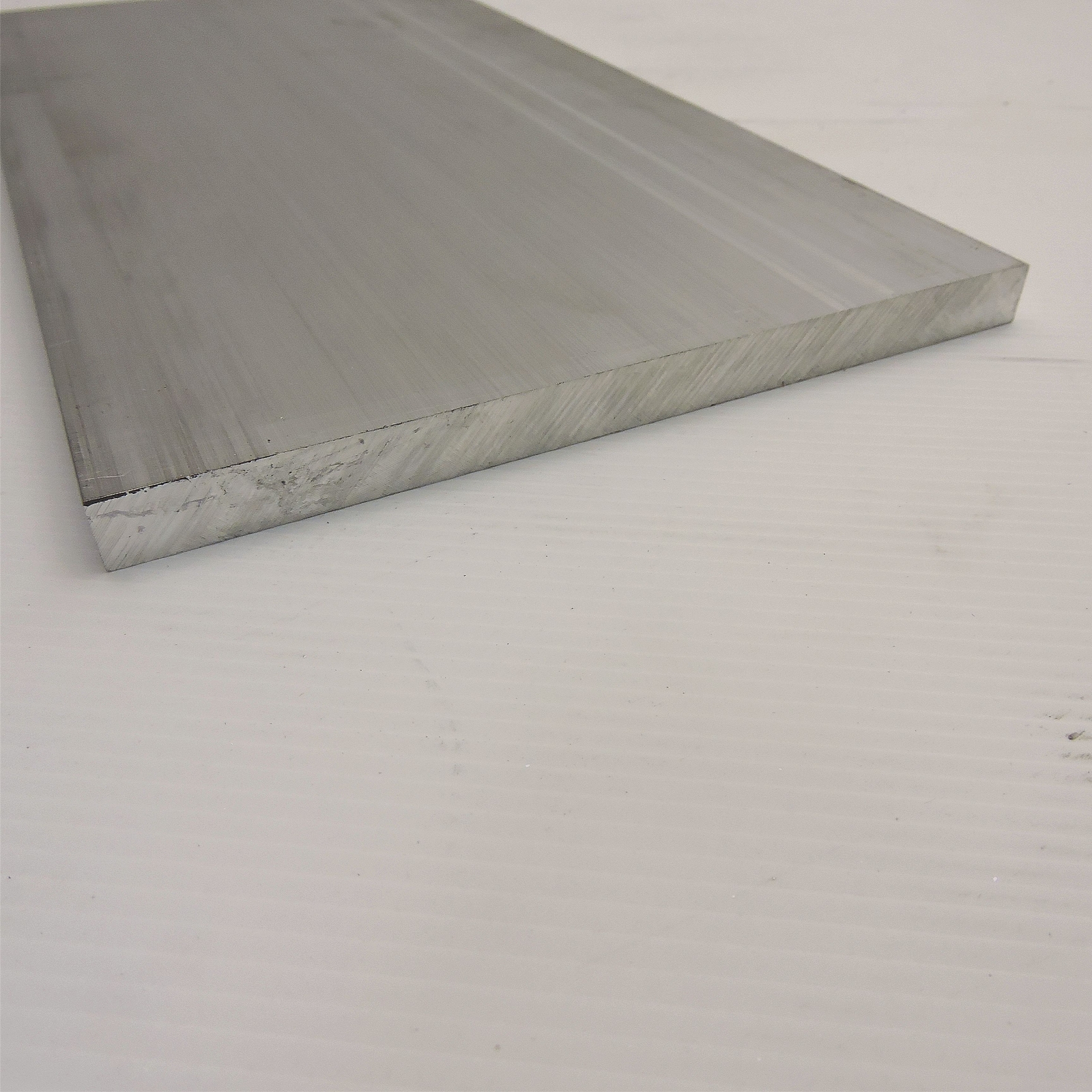 .5″ x 7″ Aluminum 6061 FLAT BAR 23″ Long new mill stock sku K541
