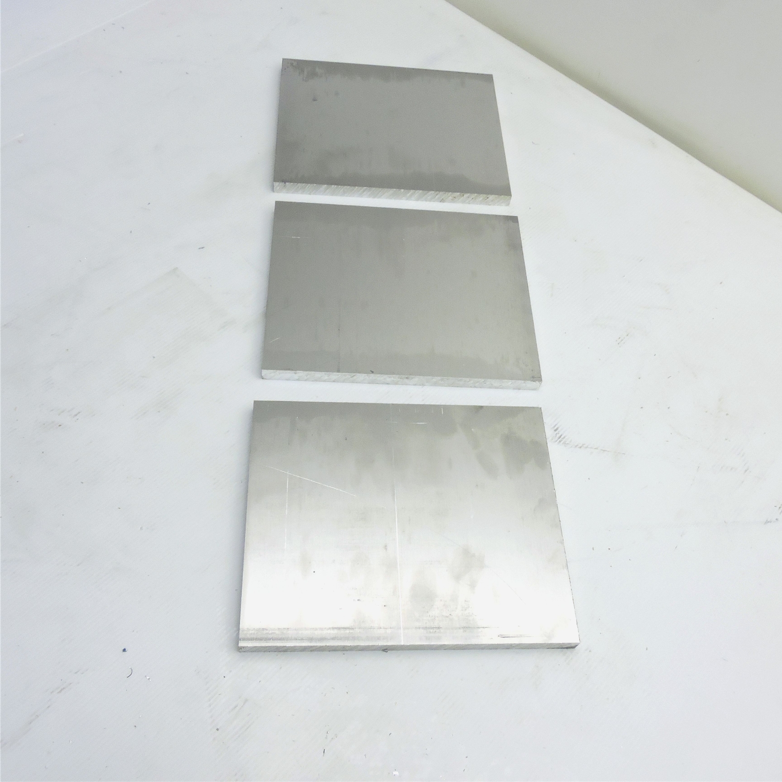 .625″ thick 5/8 Aluminum 6061 PLATE 7.25″ x 9″ Long QTY 3 sku 242279