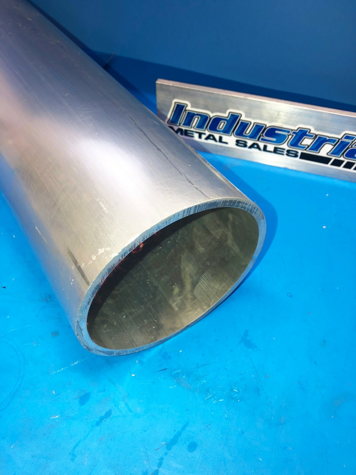 4″ OD x 3-1/2″ ID x 12″ 6061 Alumiunum Round Tube x 1/4″ Wall- 4″ OD x 1/4″ Wall