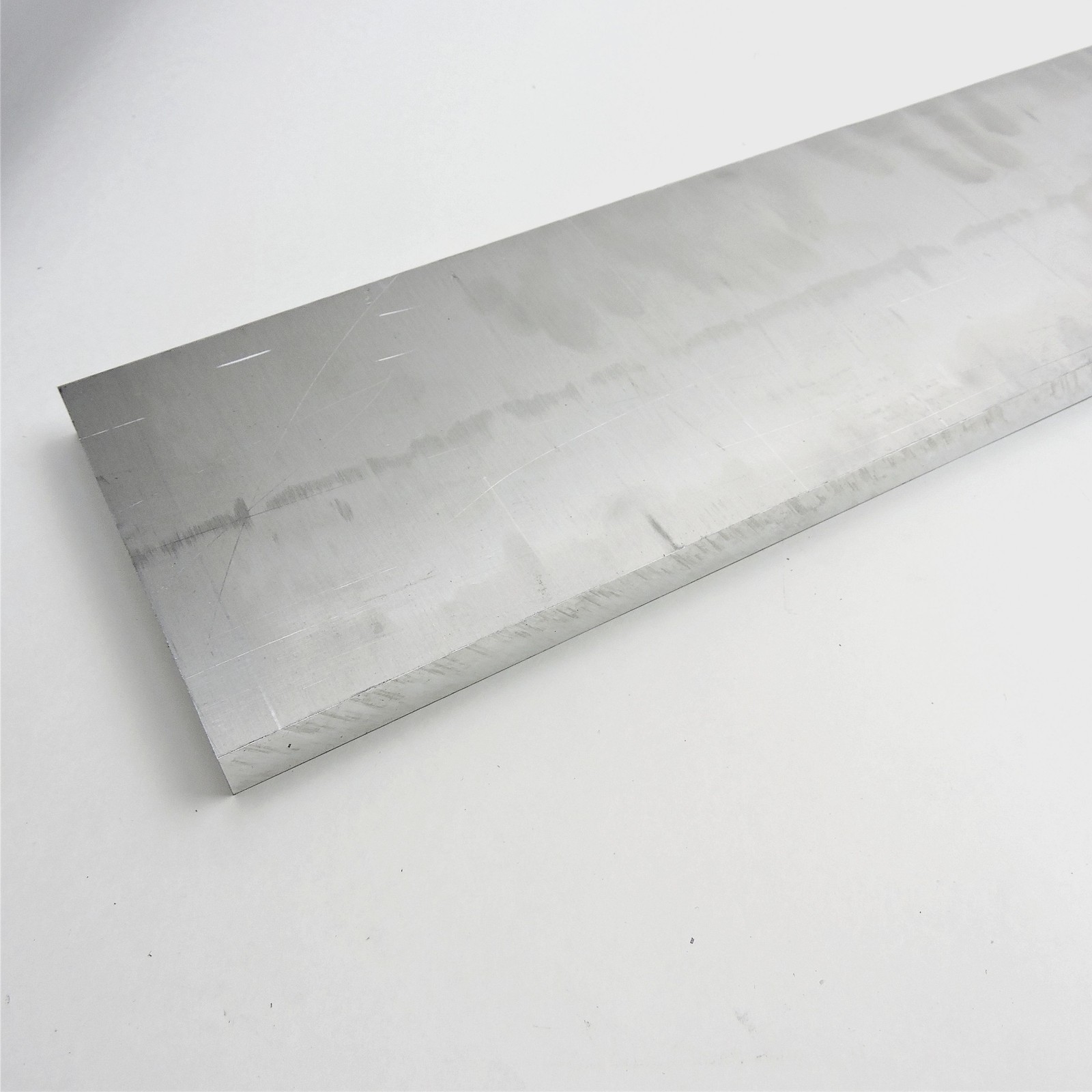 .75″ thick 3/4 Aluminum 6061 PLATE 5.75″ x 33.75″ Long sku 186863