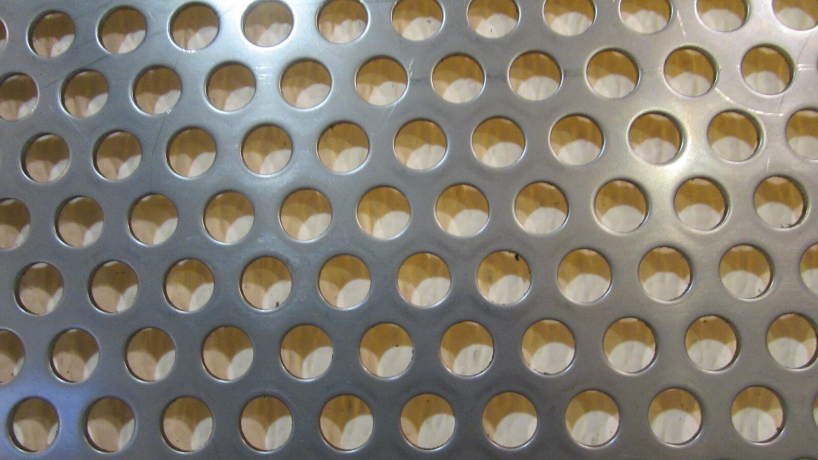 3/8″ HOLE 16 GAUGE 304 STAINLESS STEEL PERFORATED SHEET–12″ x 12″