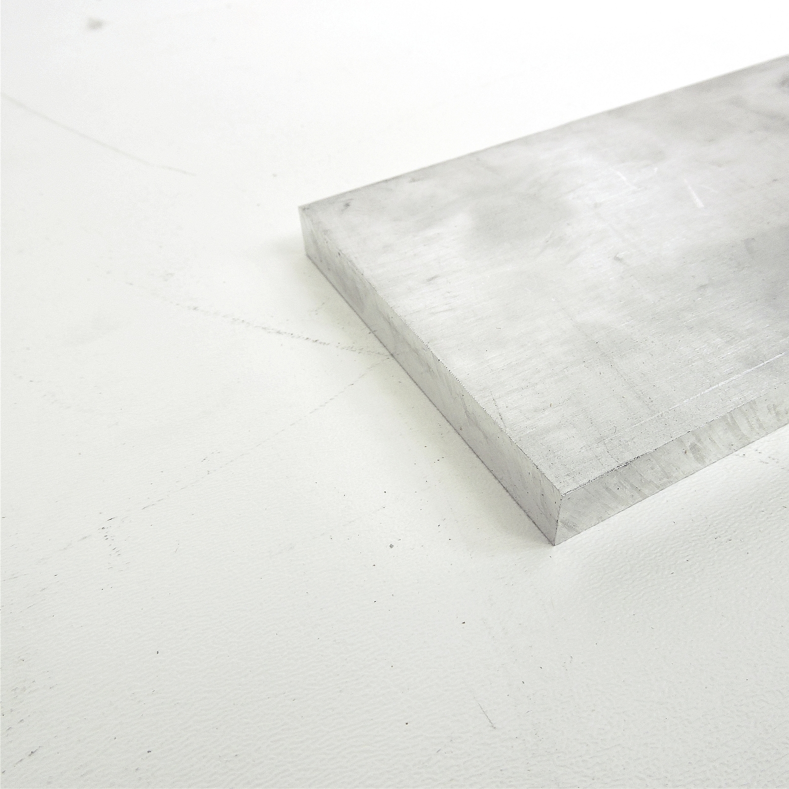 .625″ thick 5/8 Aluminum 6061 PLATE 4.25″ x 29″ Long sku 335100