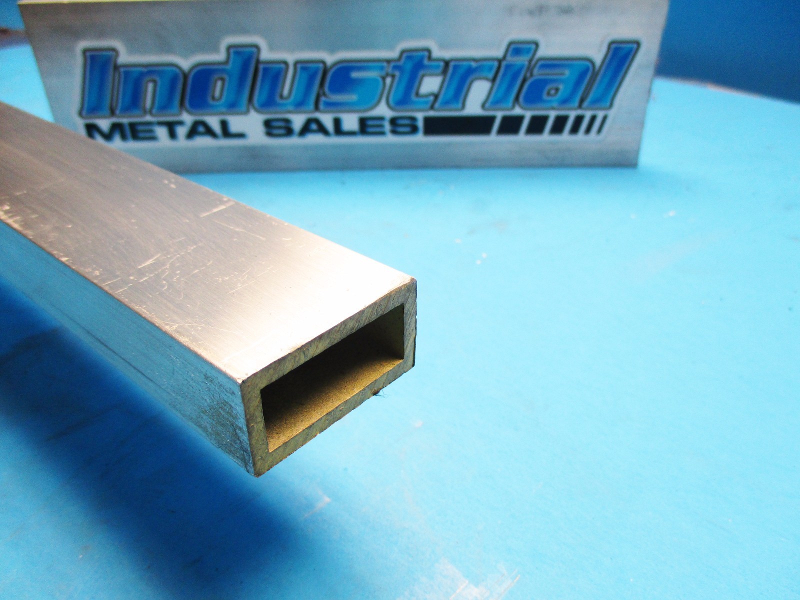 3/4″ x 1-1/2″ x 12″-Long x 1/8″ Wall 6063 T52 Aluminum Rectangle Tube– 3 Pack