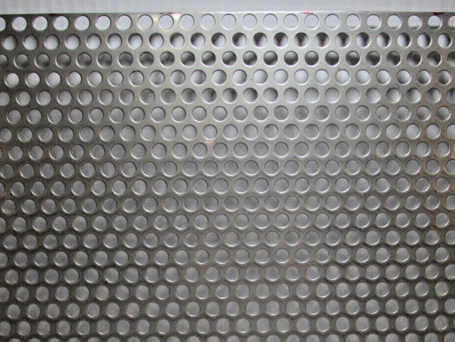 3/8″ HOLE 16 GAUGE 304 STAINLESS STEEL PERFORATED SHEET–12″ x 24″