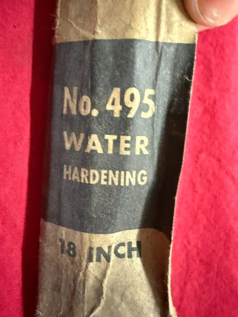 Starrett 5/16 x 1/2 x 18″ No. 495 Water Hardening Ground Flat Stock – Rust – Old
