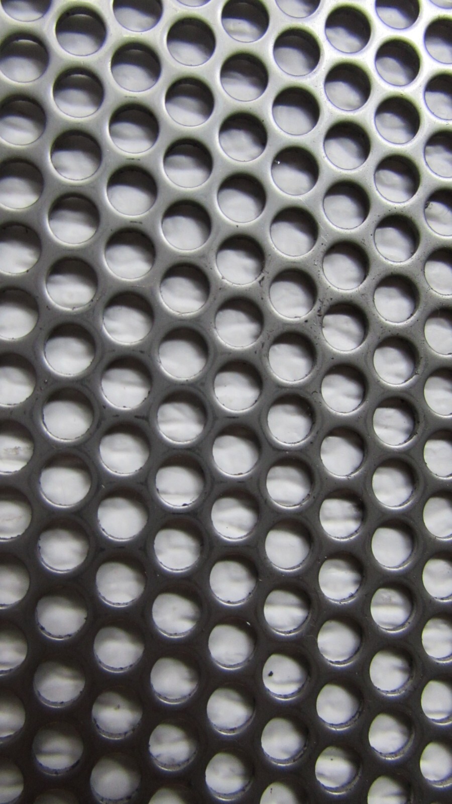 3/8″ HOLE 16 GAUGE 304 STAINLESS STEEL PERFORATED SHEET–12″ x 24″