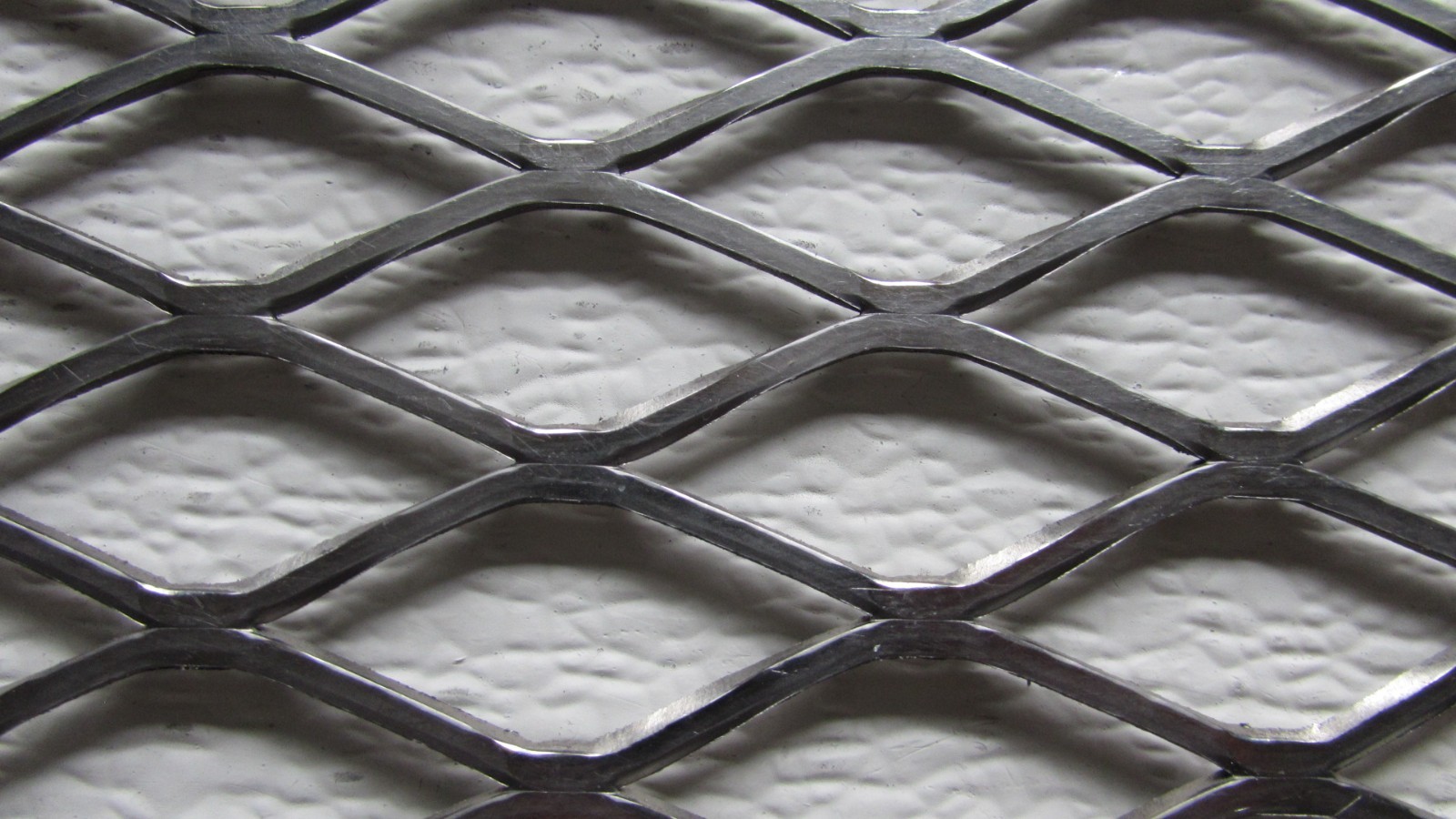 3/4#13- 304 STAINLESS STEEL FLATTENED EXPANDED METAL– 12″ X 18″