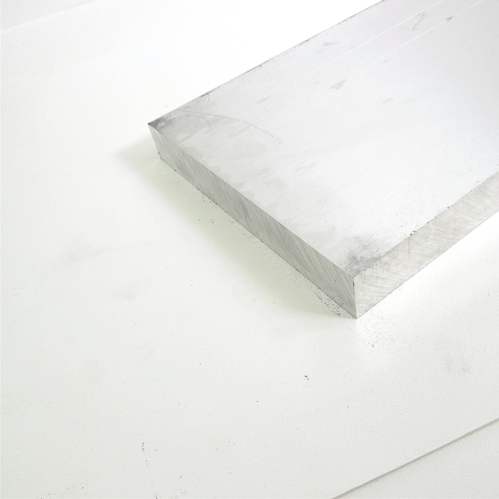 1.125″ thick 1 1/8 Aluminum 6061 PLATE 6.75″ x 19.875″ Long sku 335427