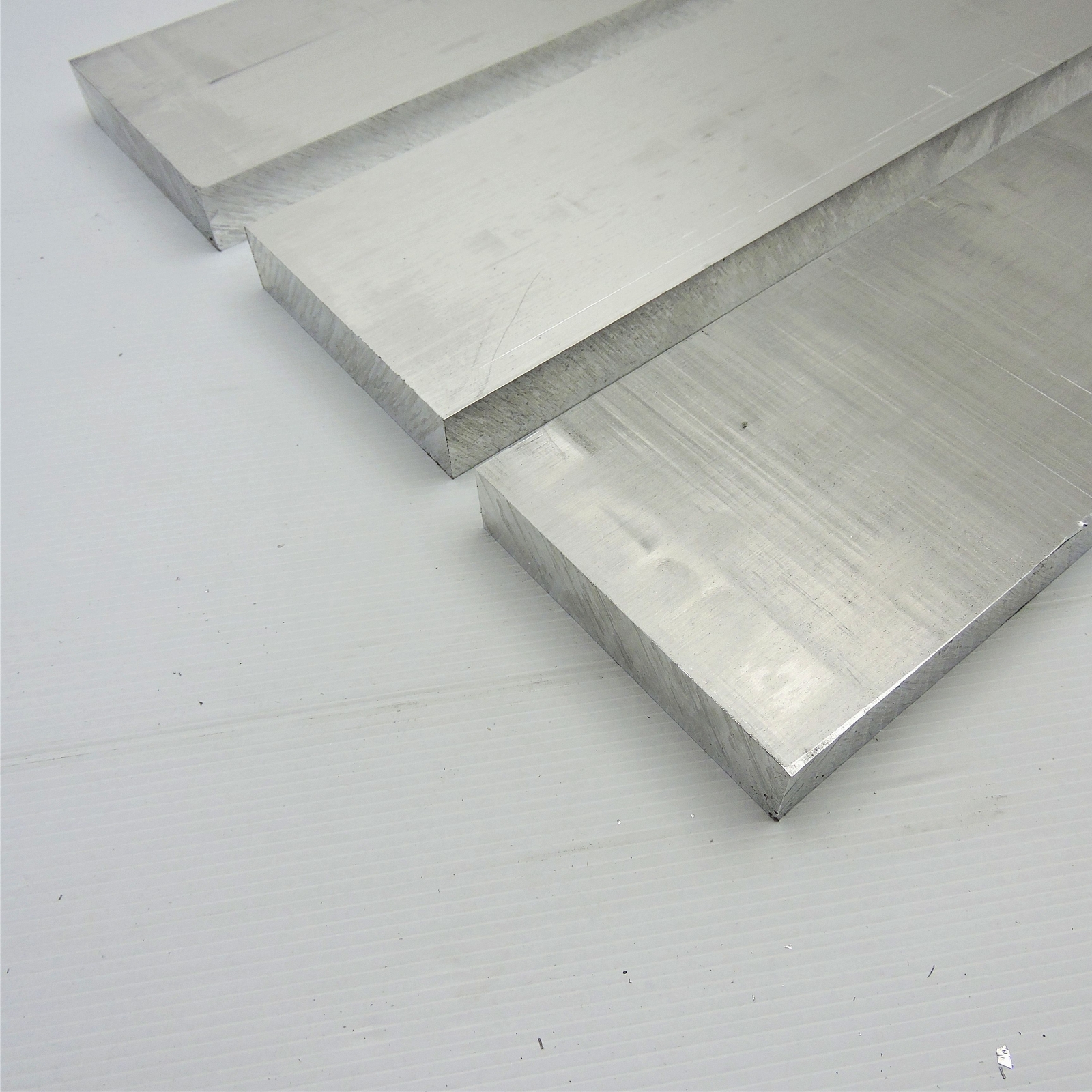 1.25″ thick 1 1/4 Aluminum 6061 PLATE 4.125″ x 7″ Long QTY 3 sku 240660*